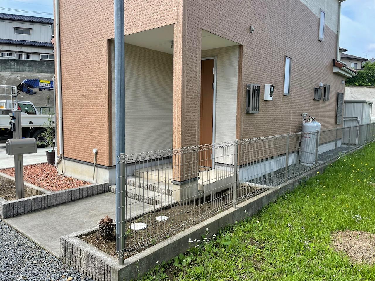 施工前　玄関